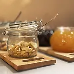 Grimm's Mitte 3*