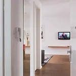 Hotel Grimm's Mitte 3*