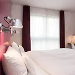 Grimm's Mitte 3*