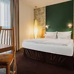 Hotell Grimm's Mitte 3*
