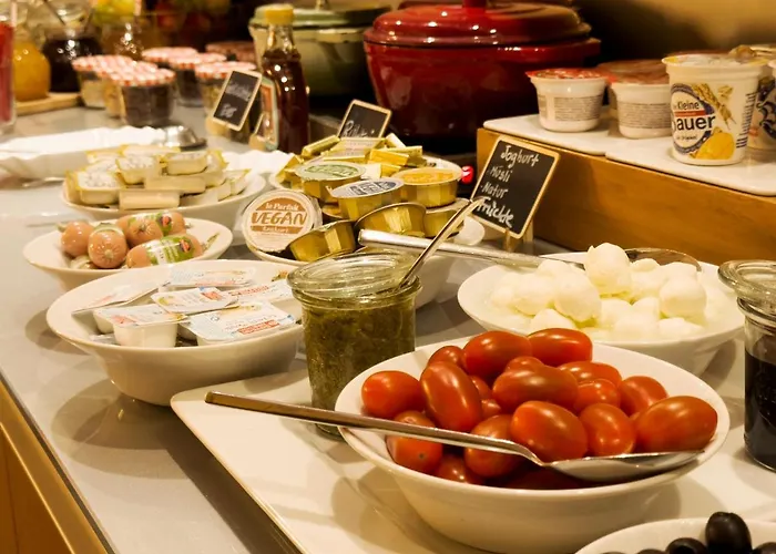 Отель Grimm's Mitte Берлин