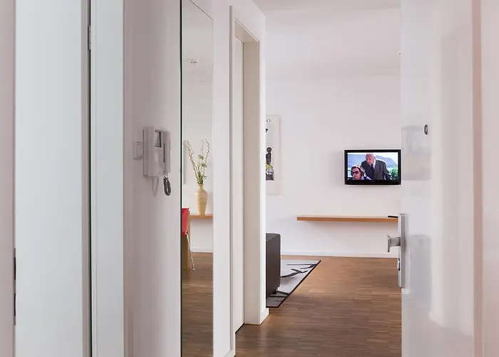 Hotel Grimm's Mitte 3*