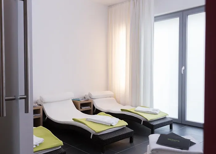 Hotel Grimm's Mitte 3*
