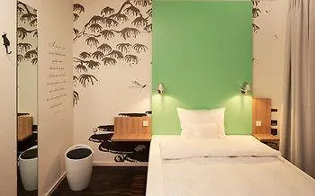 Grimm's Mitte 3*