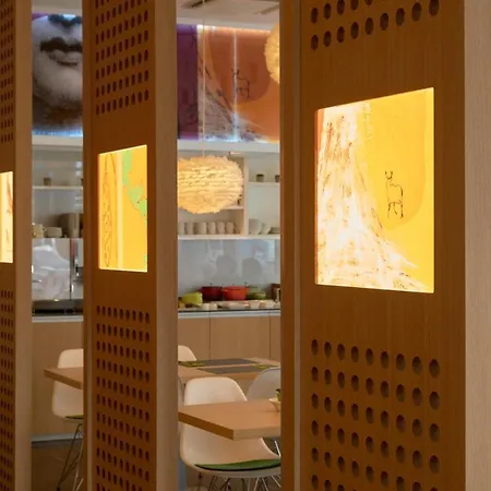 Grimm's Mitte Hotel 3*